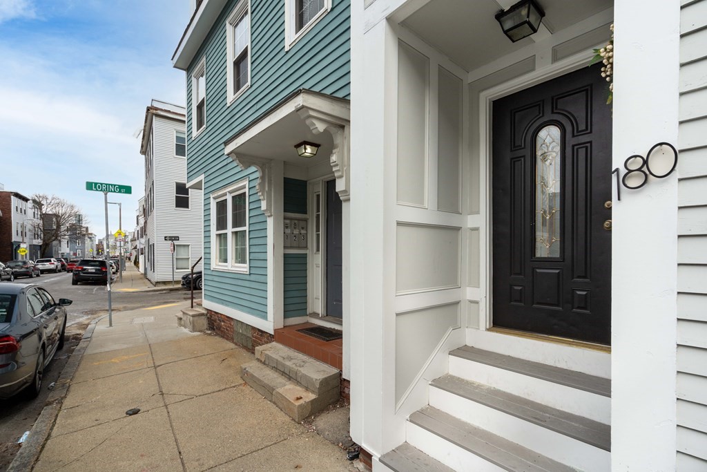180 W 8th # 2