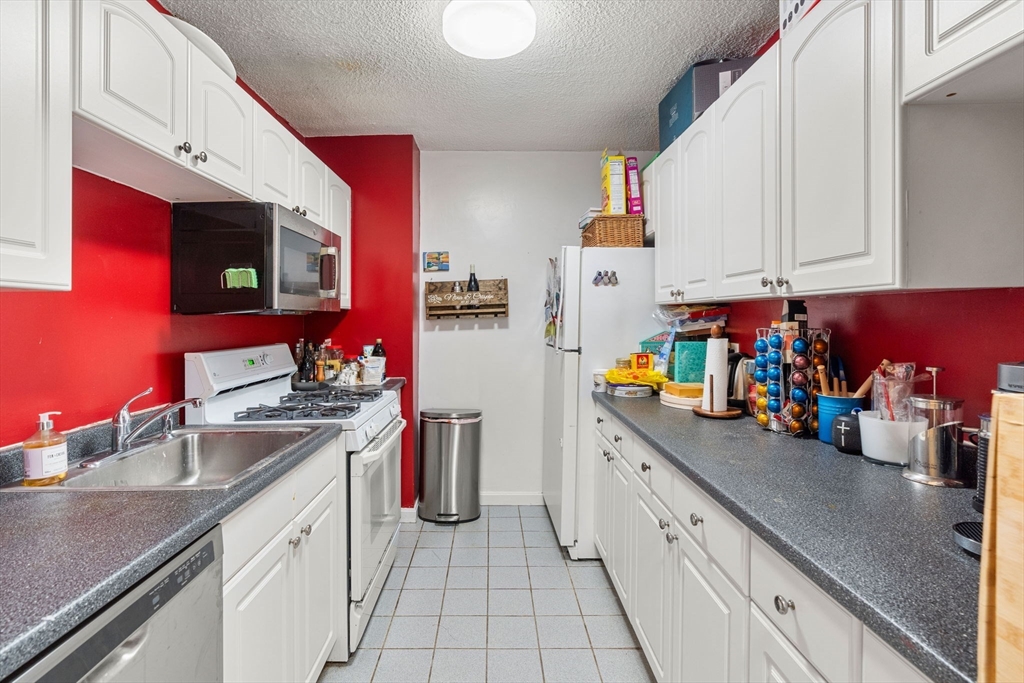 33 Pond Ave # 804