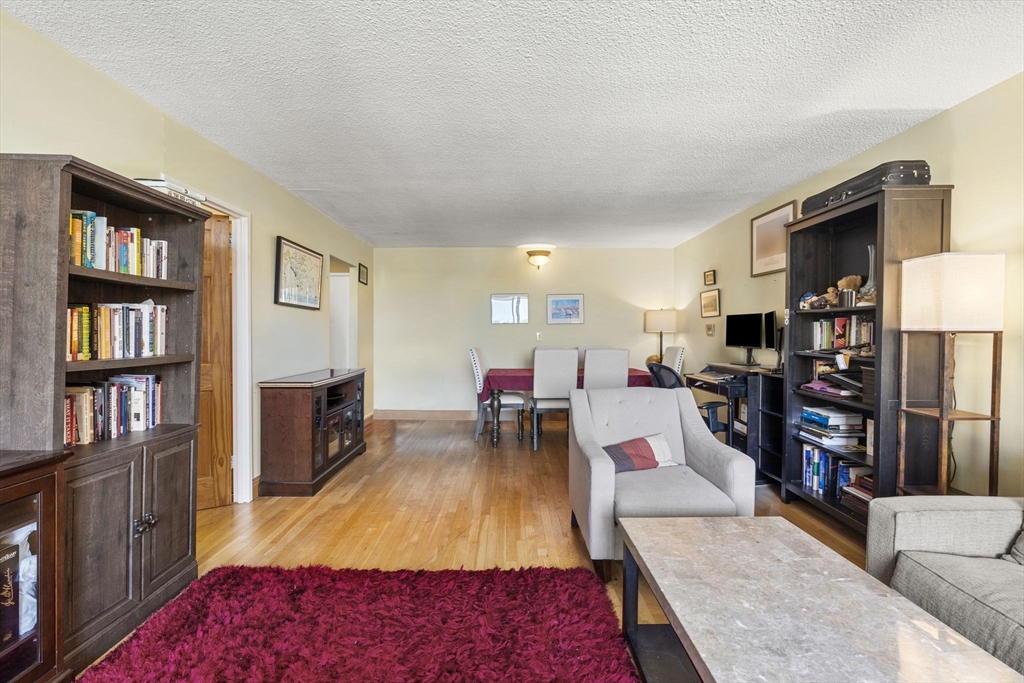 33 Pond Ave # 804