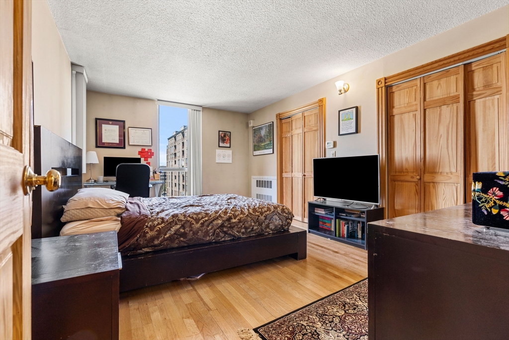 33 Pond Ave # 804
