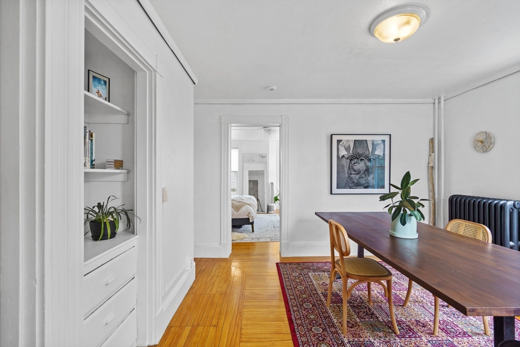 18 Horace St