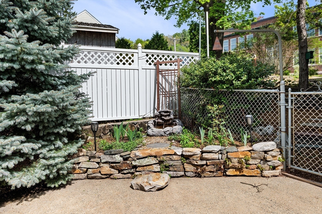 28 Burpee Rd