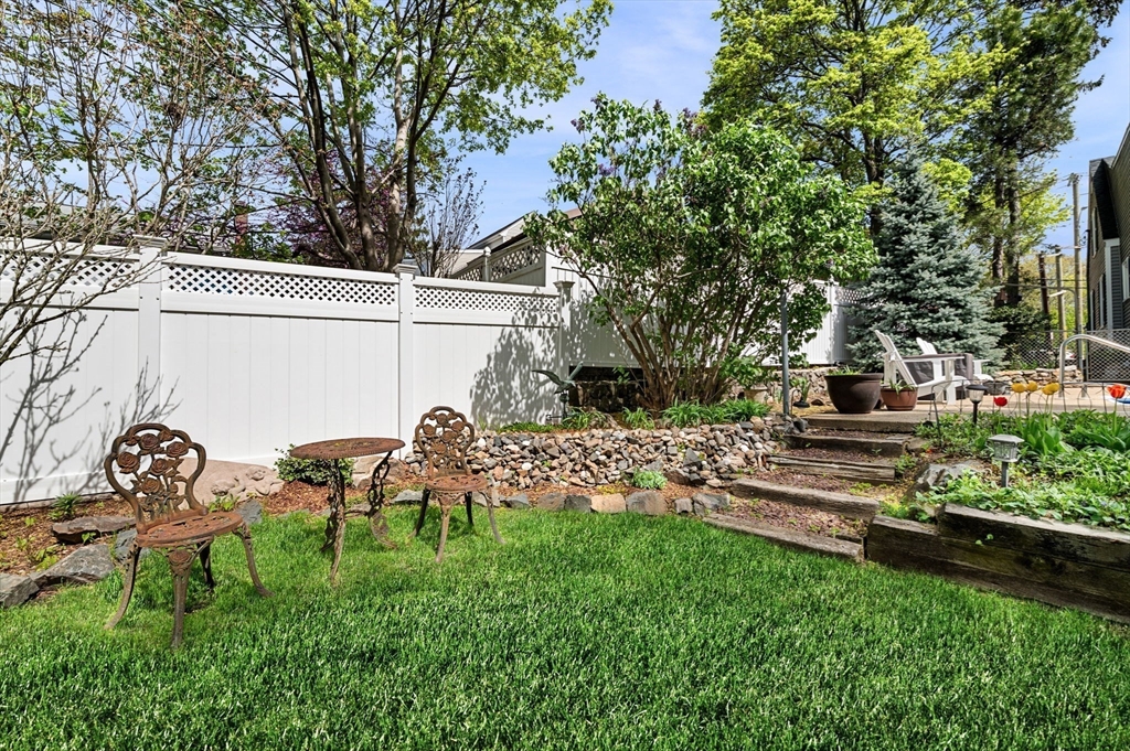 28 Burpee Rd