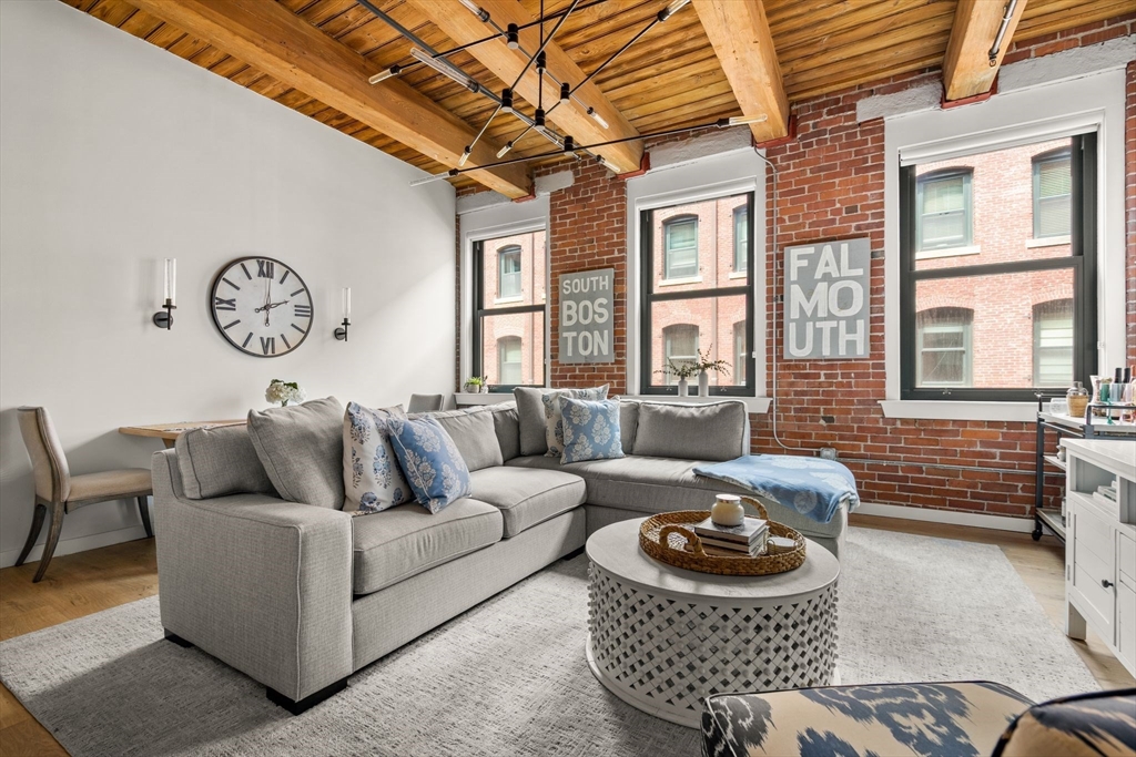 9 W Broadway # 417