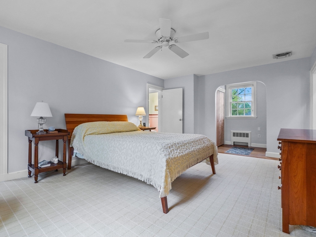 394 Vfw Parkway