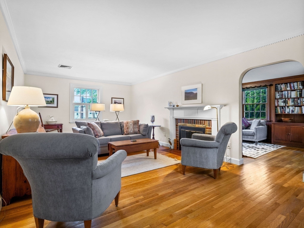 394 Vfw Parkway