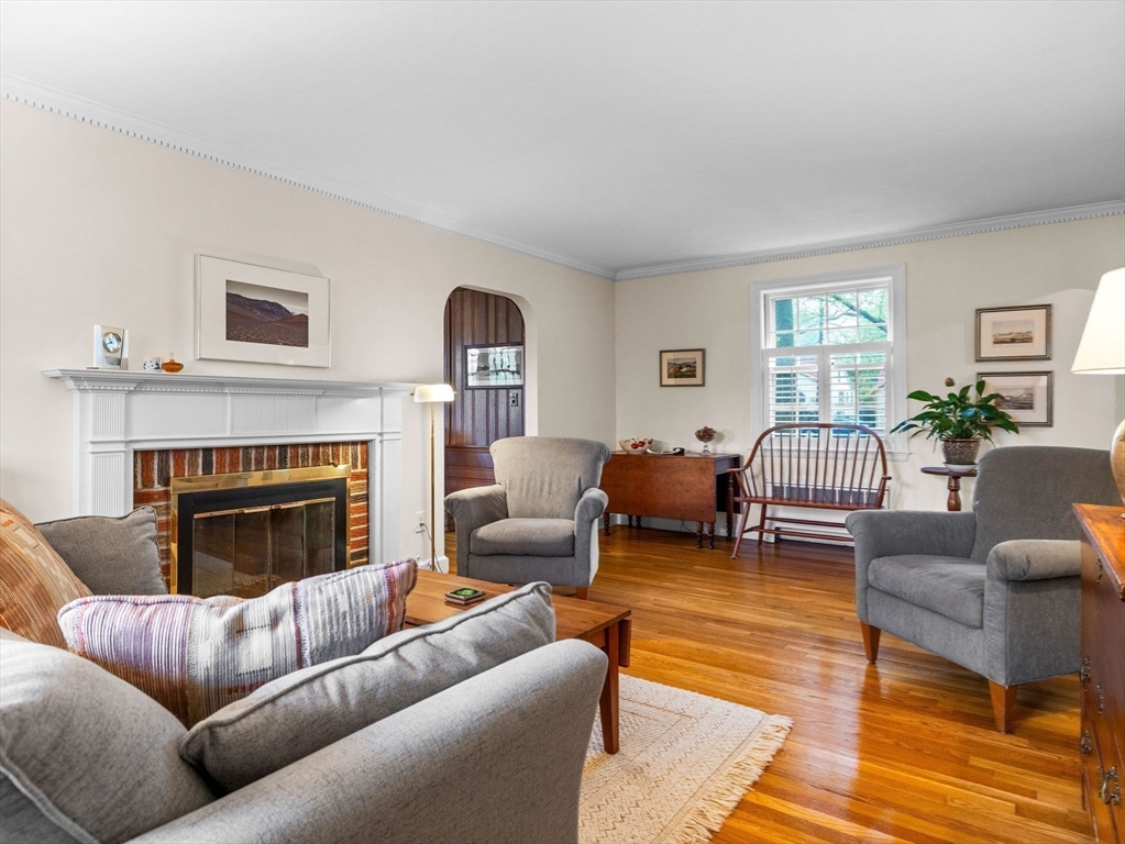 394 Vfw Parkway