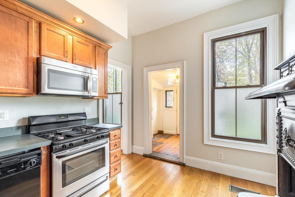 325 K Street # 1