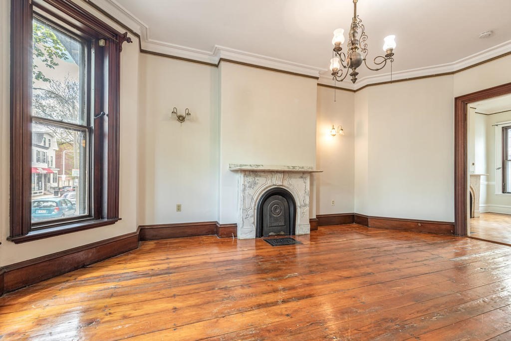 325 K Street # 1