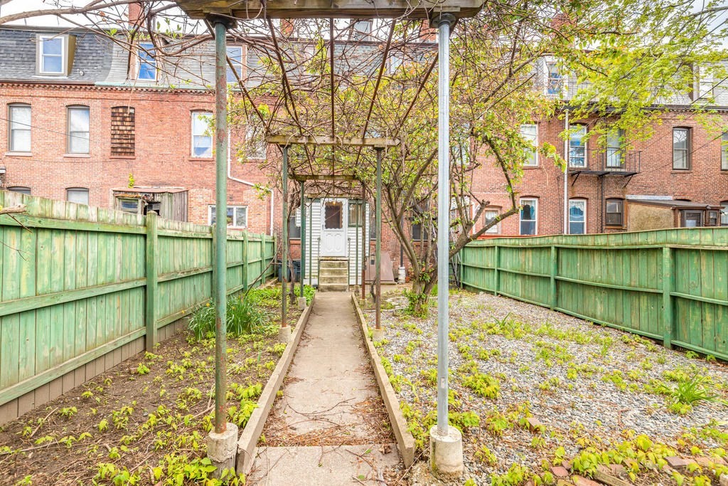 325 K Street # 1