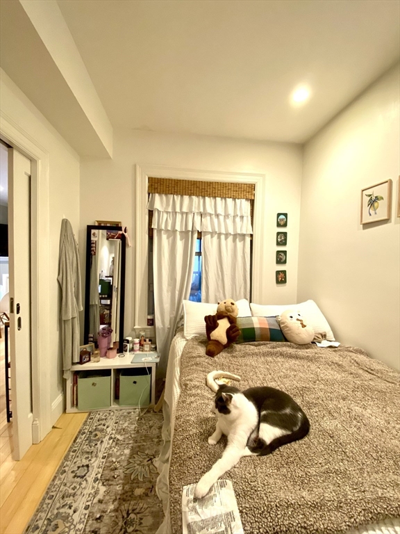 3 Leeds St # 2