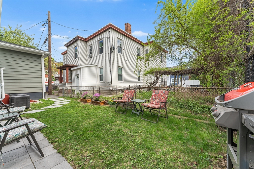 7 Reeds Ct # 1