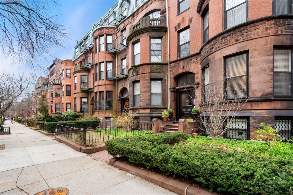 461 Beacon Street # 4