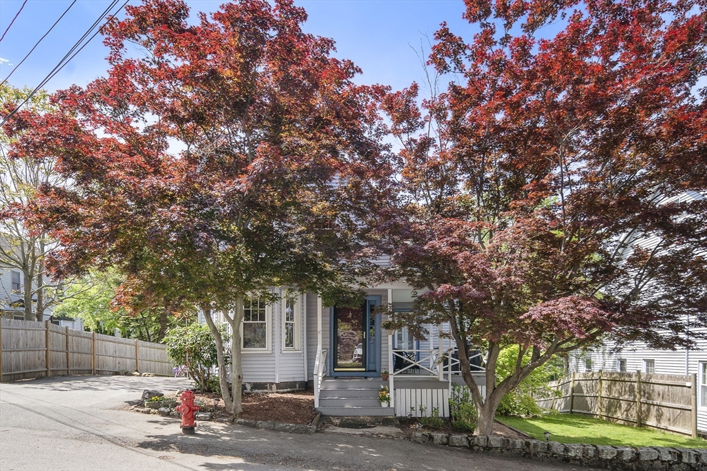 27 Westford St