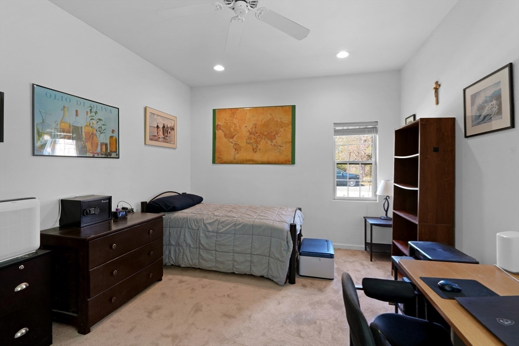 48 Vineyard Avenue Extension