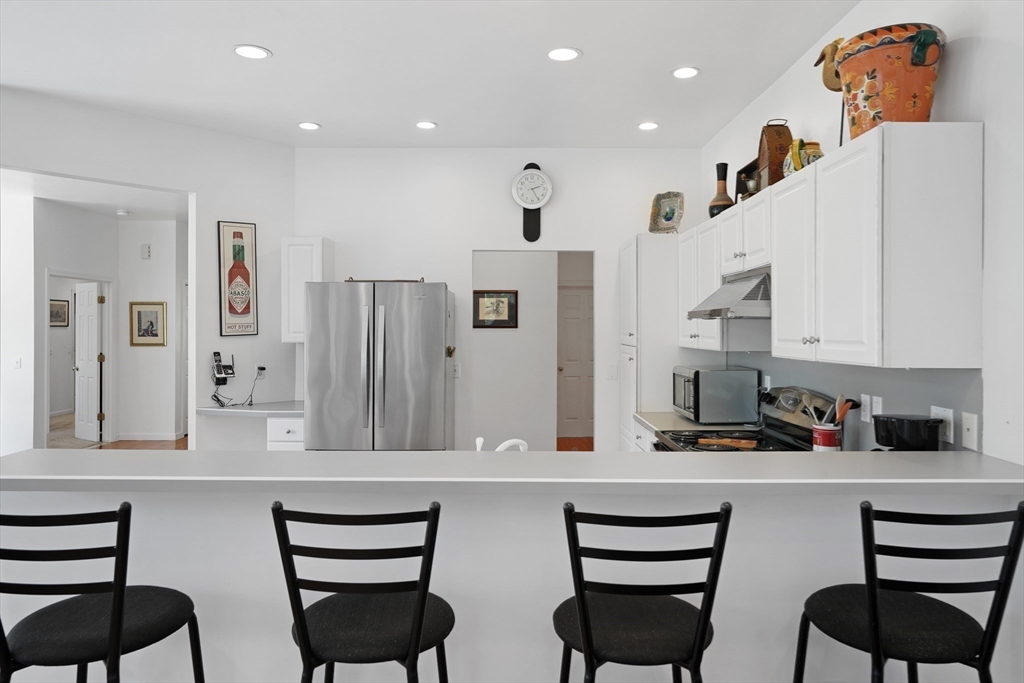 48 Vineyard Avenue Extension