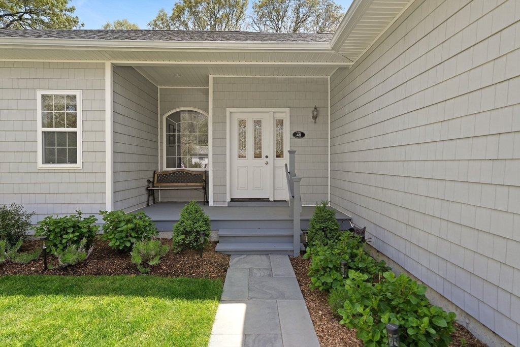48 Vineyard Avenue Extension