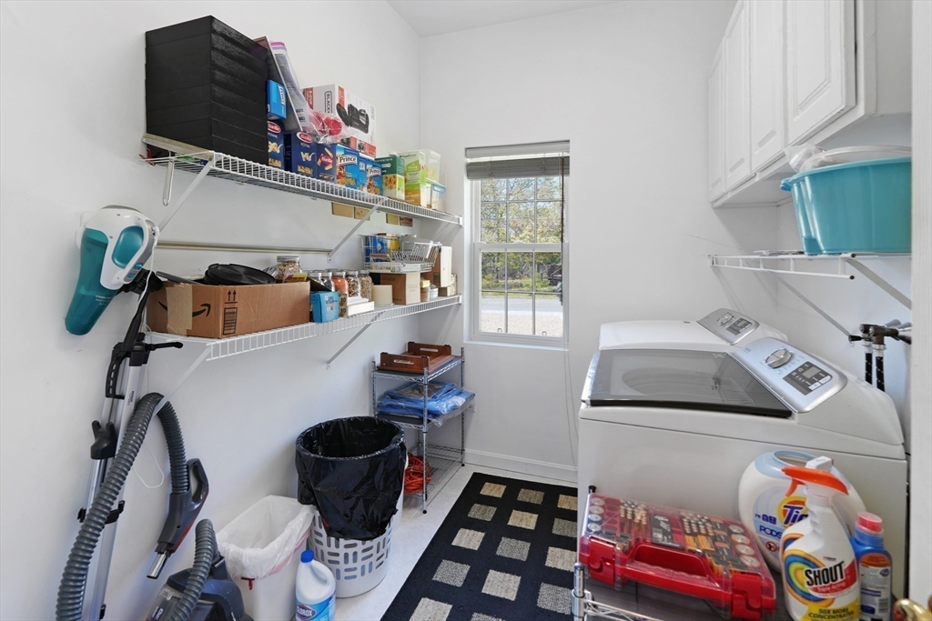48 Vineyard Avenue Extension