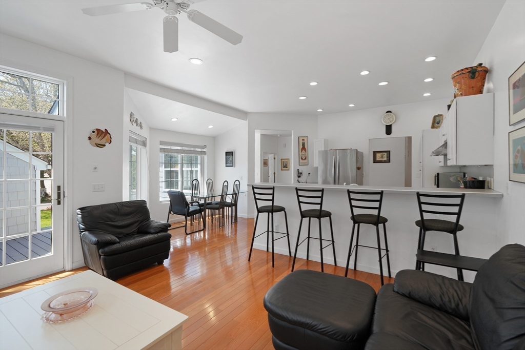48 Vineyard Avenue Extension