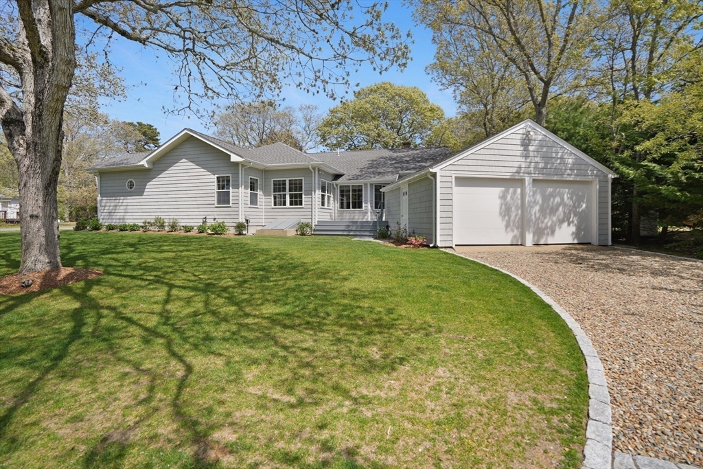 48 Vineyard Avenue Extension