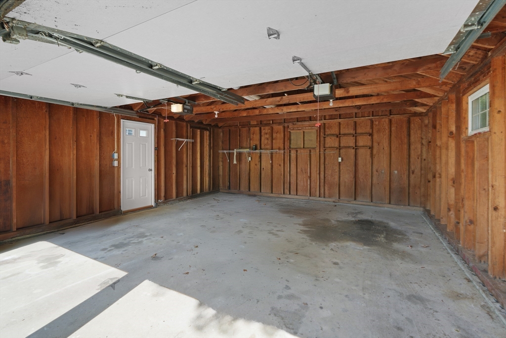 48 Vineyard Avenue Extension
