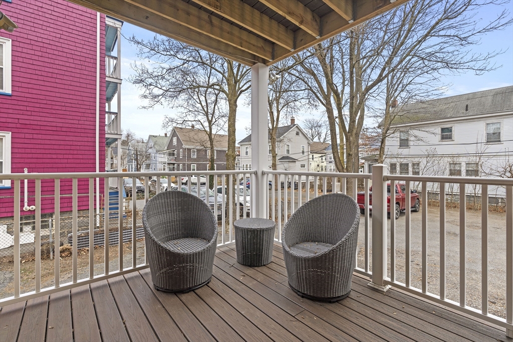 39 King St # 1