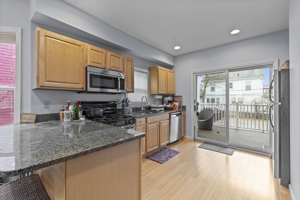 39 King St # 1