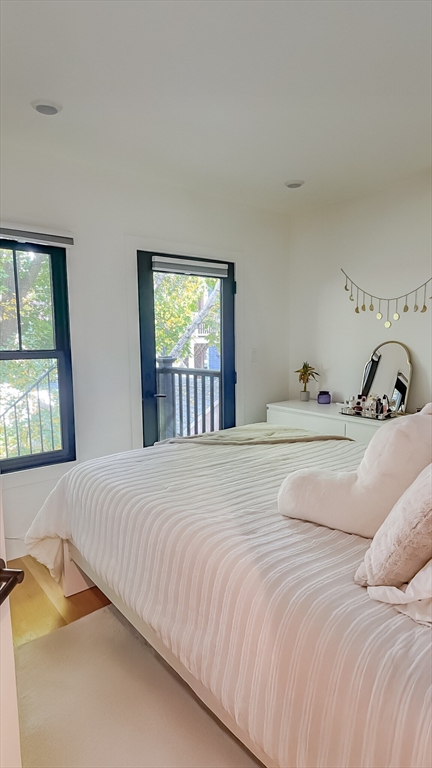 6 Everett Pl # 1