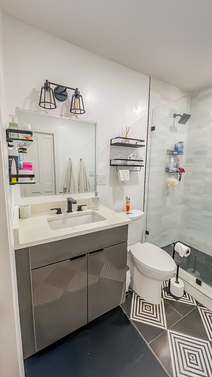 6 Everett Pl # 1
