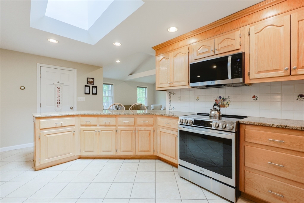 67 Forest Rd