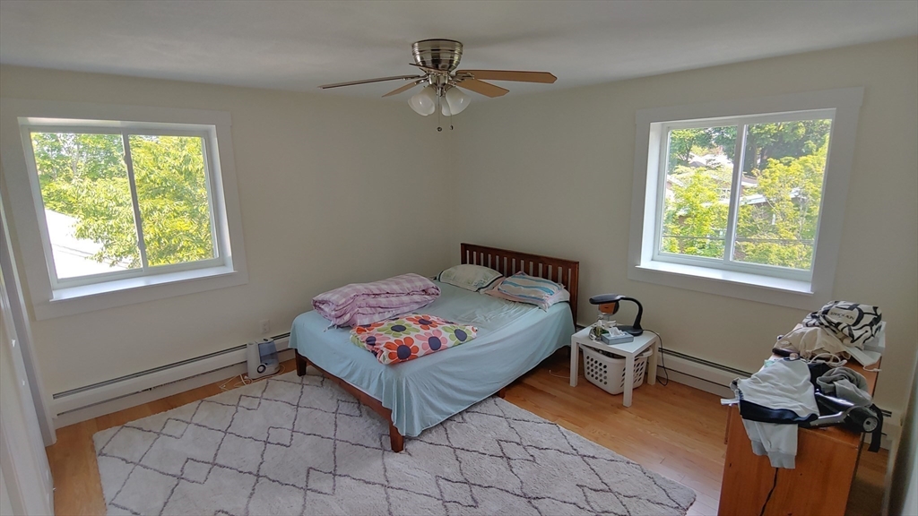 18 Pond St # 19