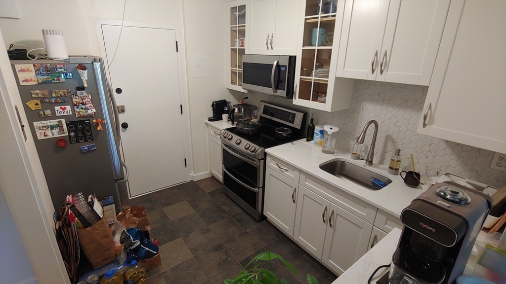 18 Pond St # 19