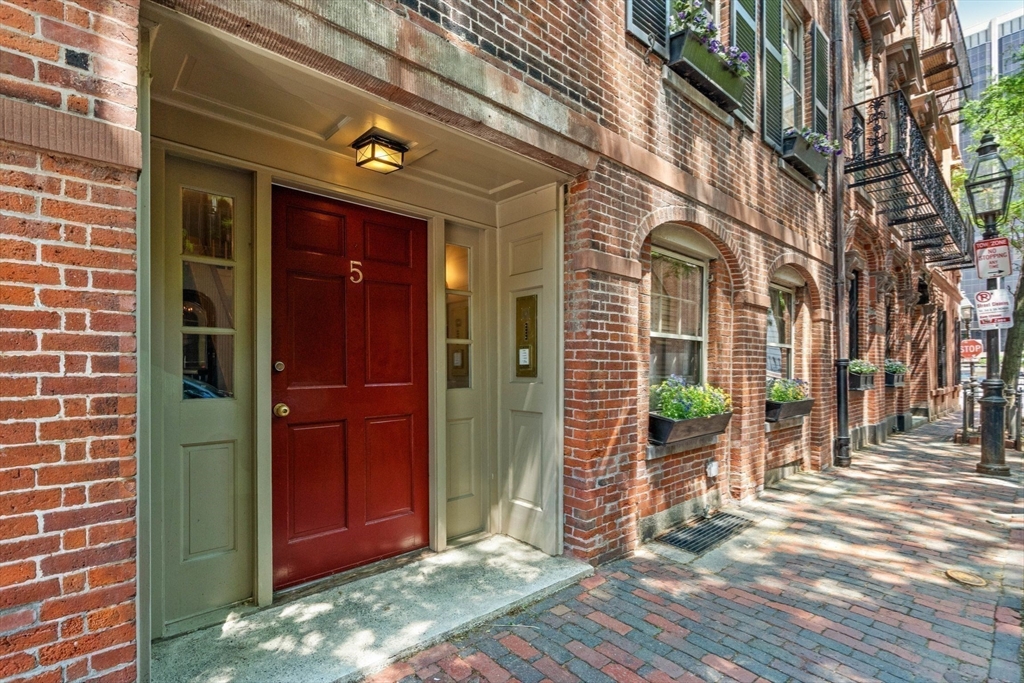 5 Myrtle Street # 3