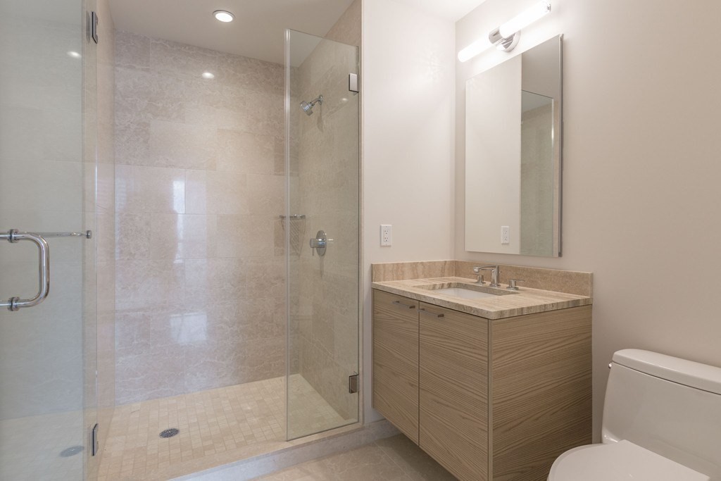 1 Franklin St # 3107