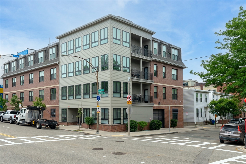 57 L St # H