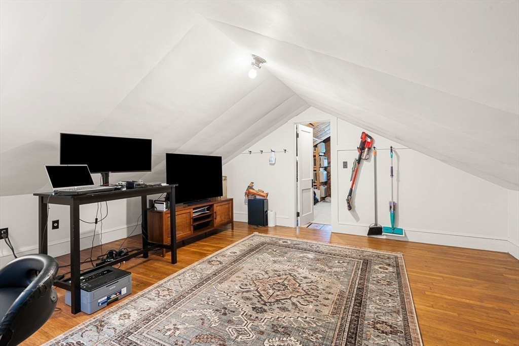 4 Glenwood Terrace
