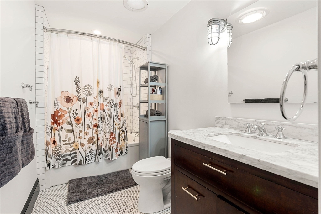 4 Glenwood Terrace