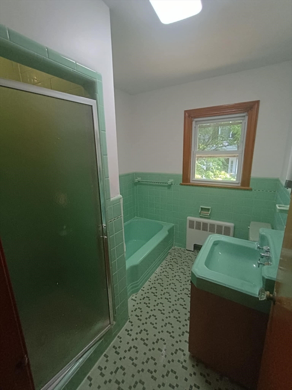 77 Forest St # 2