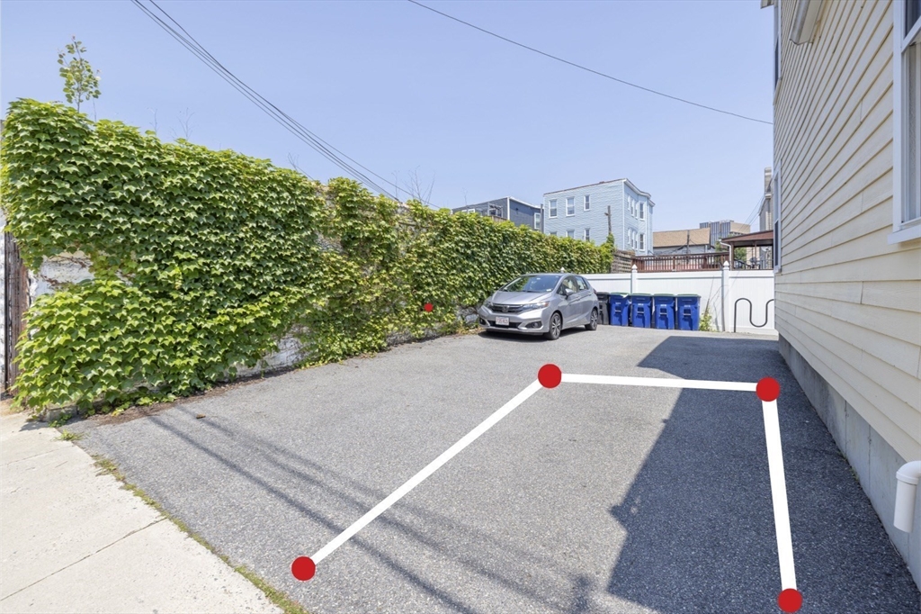 25 Cross St # 4
