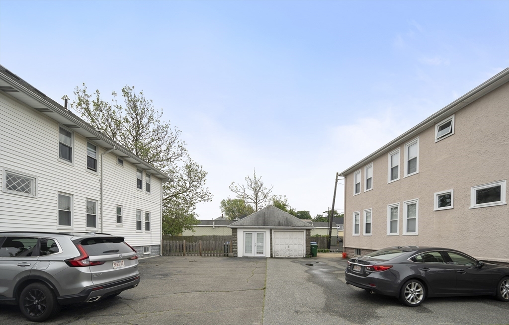 17 Eliot Street # 17