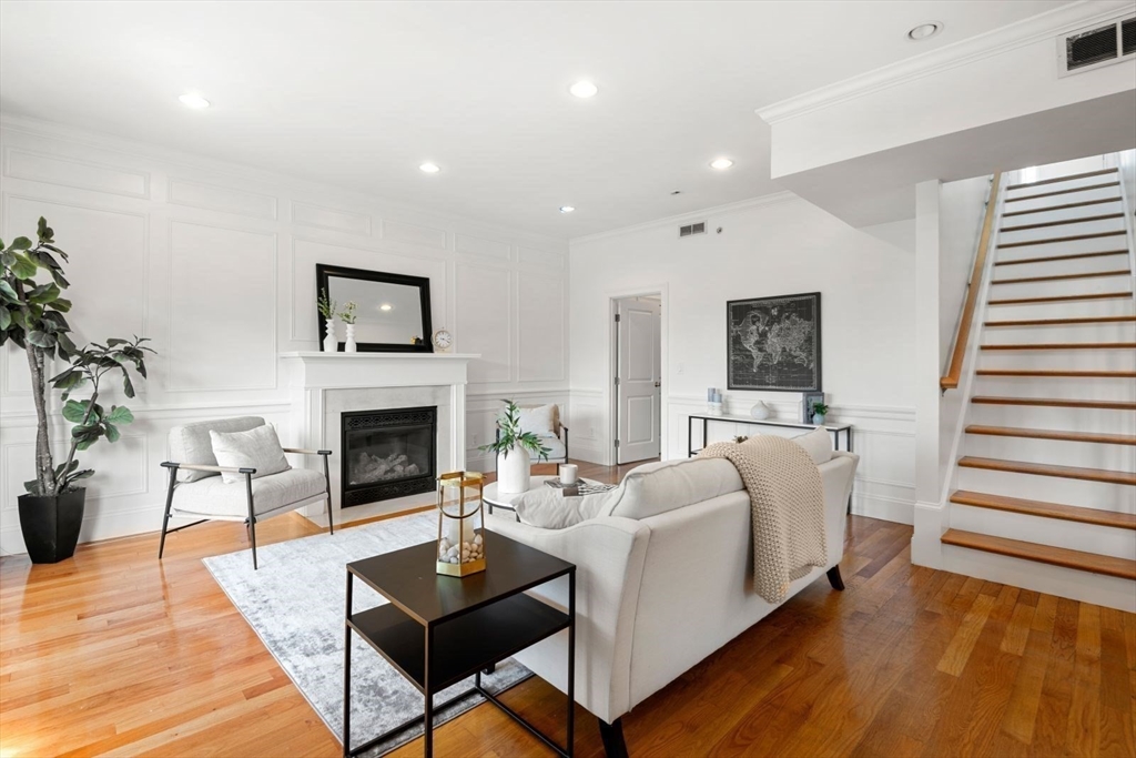 823 East Sixth Street # 1