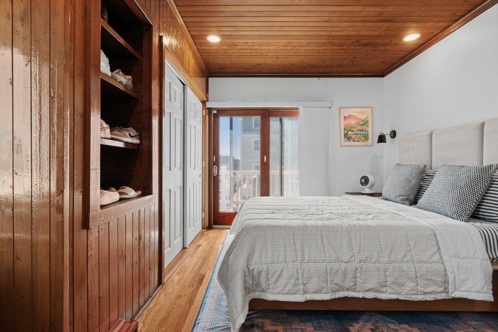 674 E Broadway # 2