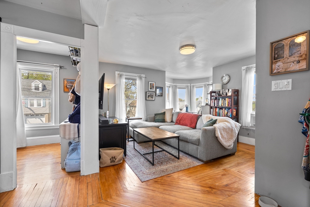 18 Horace St # 2