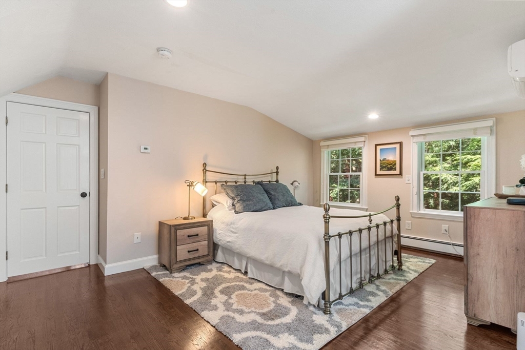 21 Hickory Road