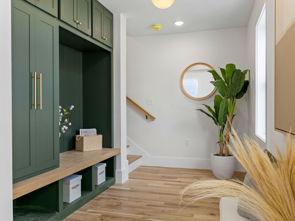 16 High St # 2