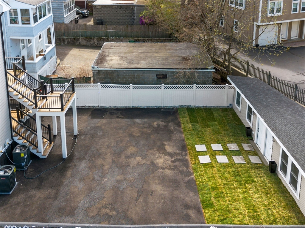16 High St # 2
