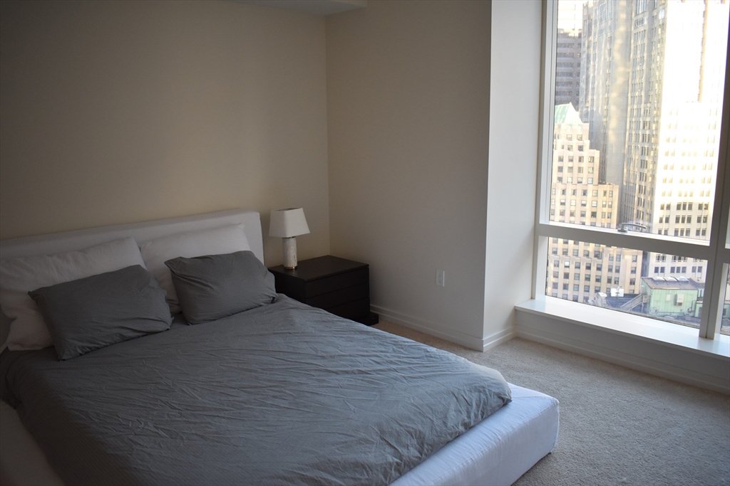 1 Franklin St # 2409