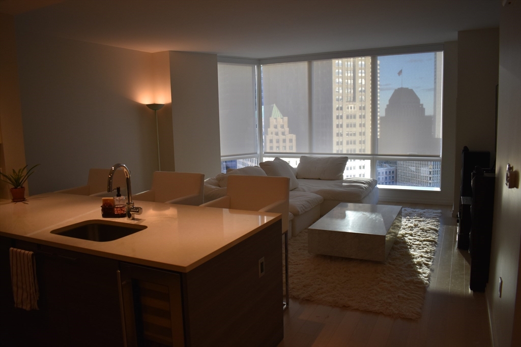 1 Franklin St # 2409