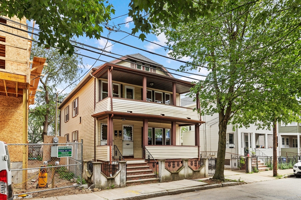 14 Corinthian Road # B