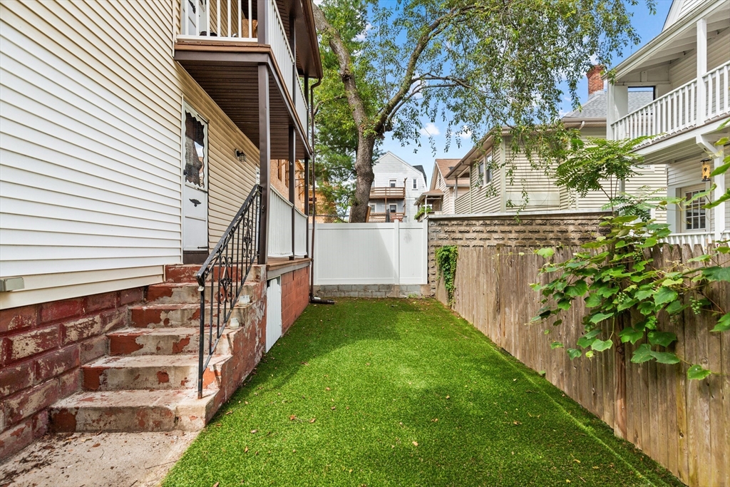 14 Corinthian Road # B